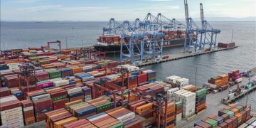 Türkiye, İsrail bağlantılı gemilere kapıları kapattı