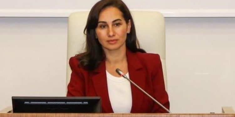 Beykoz Belediye Başkanvekili Özlem Vural Gürzel AK Parti’ye geçiyor