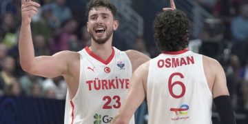 EuroBasket’te dev yarı final: Türkiye–Yunanistan
