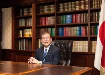 Japonya başbakanı istifa kararı aldı