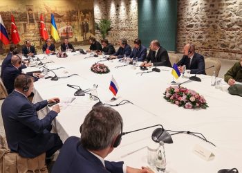 Kremlin: Rusya-Ukrayna barış müzakereleri durduruldu