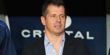 Antalyaspor’da flaş ayrılık: Emre Belözoğlu istifa etti