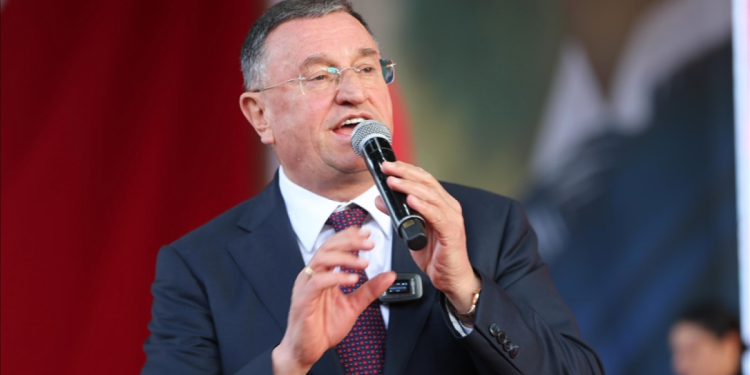 Lütfü Savaş’tan CHP’nin 39’uncu kurultay süreci için iptal istemi