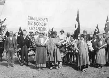 MEB, Cumhuriyet’in ilk yıllarını yapay zeka ile canlandırdı