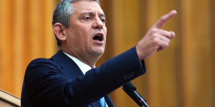 Özgür Özel’den Bahçeli’ye sitem