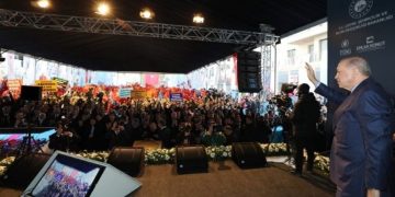 Erdoğan’dan CHP’ye: Deprem turistlerini de gördük