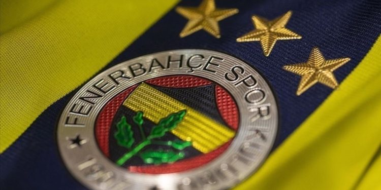 Fenerbahçe’den taraftarlarına dolandırıcılık uyarısı