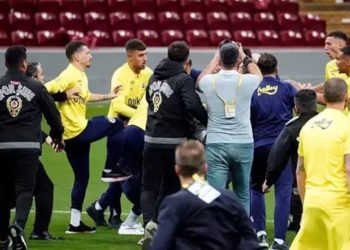 Fenerbahçeli iki yıldız oyuncuya hapis cezası istendi!