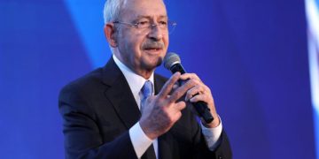 Yeni ofis fotoğrafı paylaşıldı: Kılıçdaroğlu siyasete mi dönüyor?