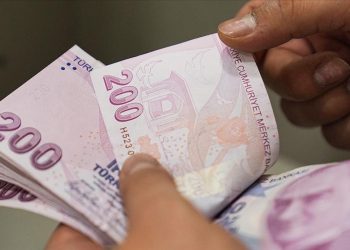 Bakana taleplerini kapalı zarfla vermişlerdi: İşte Türk-İş’in asgari ücreti