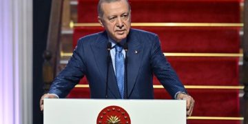 Erdoğan: Filistin halkının yanında eğilmeden, bükülmeden dimdik duruyoruz