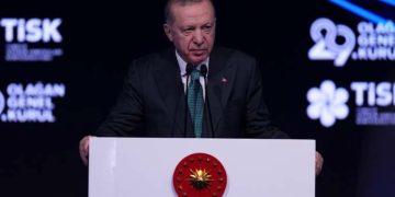 Erdoğan: TİSK elini taşın altına koymalı
