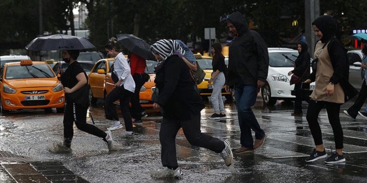 Hafta sonuna dikkat: 6 ile turuncu ve sarı kodlu uyarı