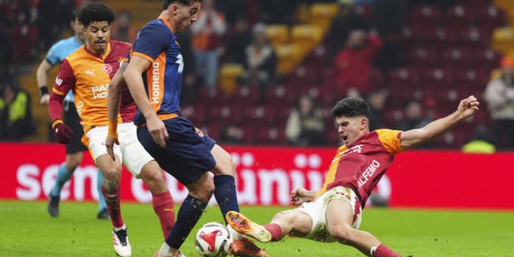 Kupada Galatasaray Başakşehir’den 3 puanı aldı
