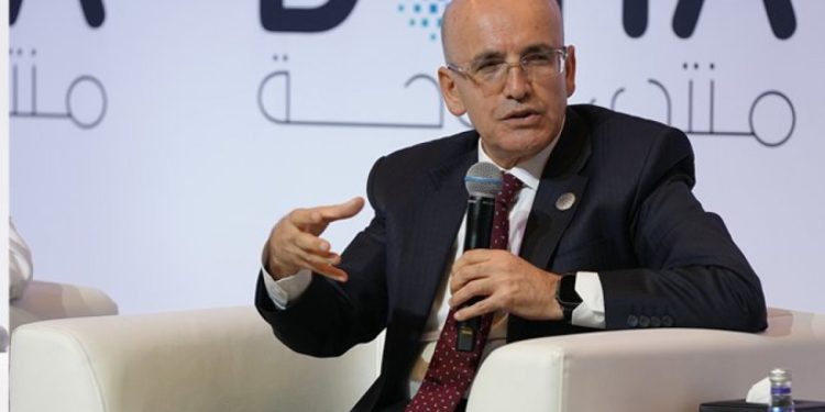 Küresel ticarette parçalanmaya karşı bölgesel entegrasyon