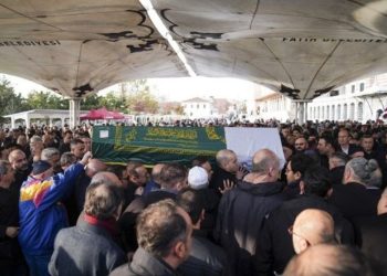 TCMB Başkanı Fatih Karahan’ın annesi son yolculuğuna uğurlandı