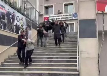 Erden Timur’un şirketinin binasını kurşunlayanlar yakalandı