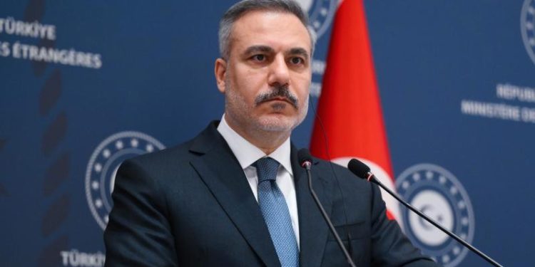 Hakan Fidan’dan barış diplomasisi
